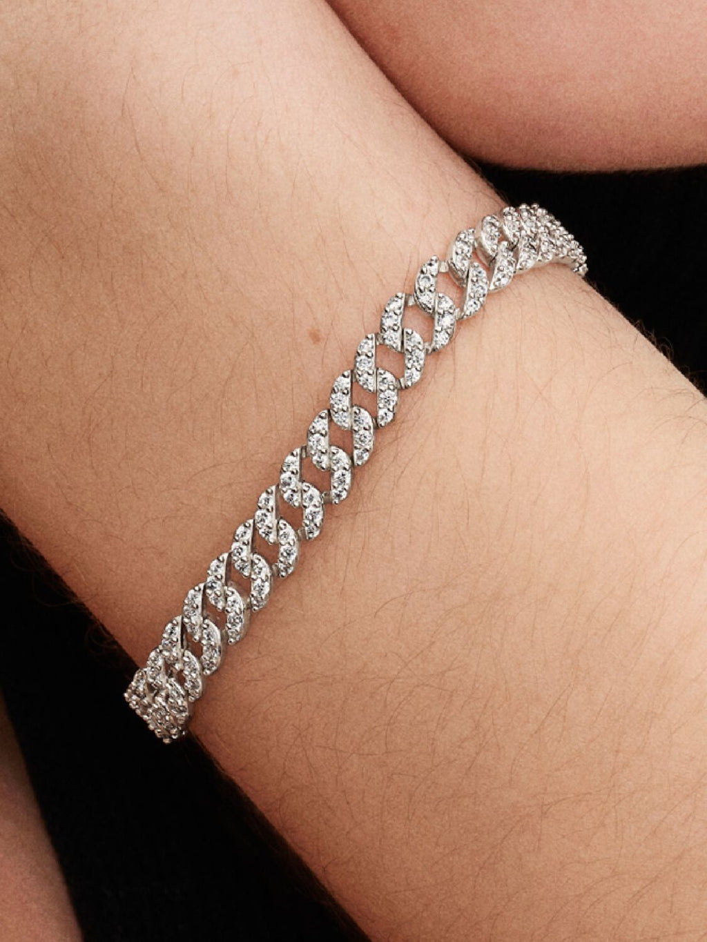 Brazalete de cadena cubana en pavé (plata esterlina)