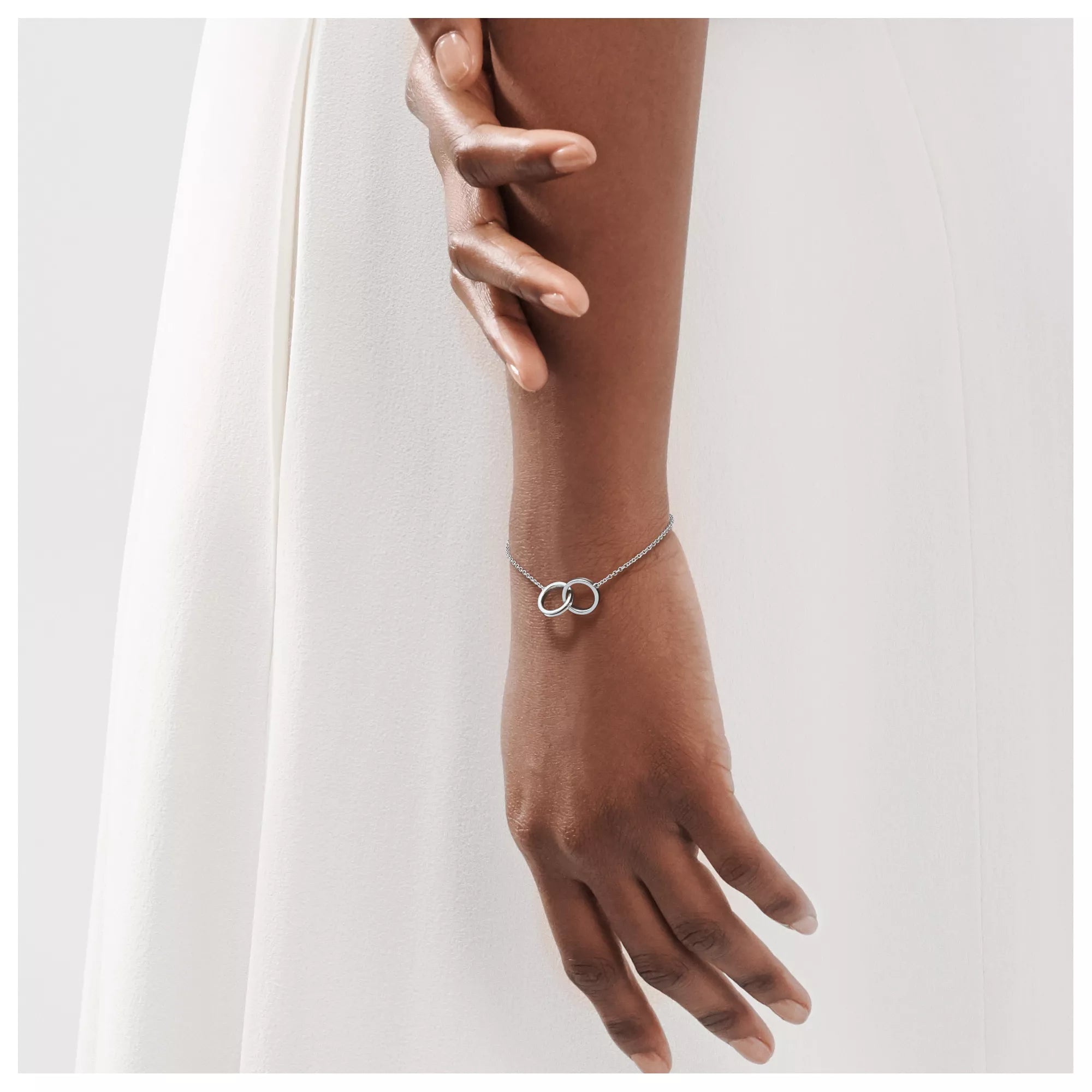 Interlocking Circles Bracelet